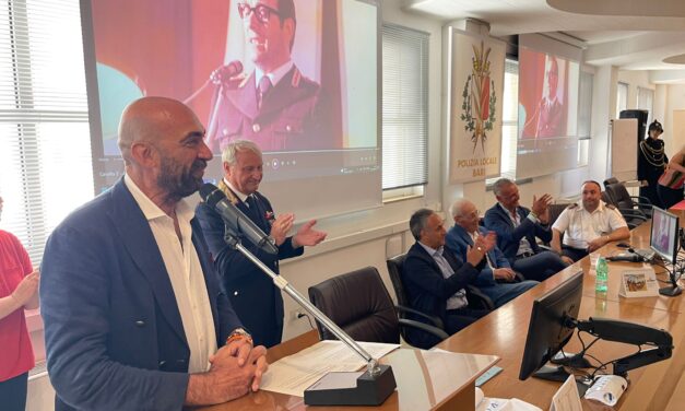 90 anni di Antonio Cavallo, l’indimenticato comandante della Polizia Locale di Bari
