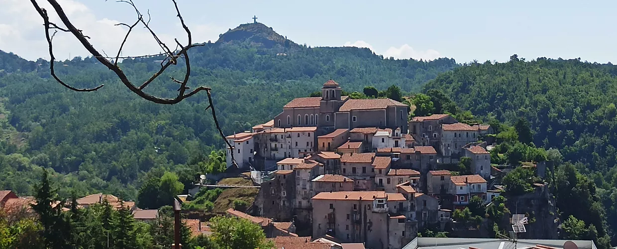 Premio nazionale del lagonegrese Giuseppe De Lorenzo il bando della VI edizione tra le nuove e vecchie rotte della conoscenza