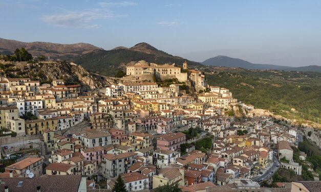 Quindicenne di Muro Lucano fa una scelta di vita per la danza  il sindaco Setaro