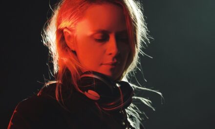 Al Teatro Kismet di Bari per l’International Gender festival arriva la dj Dasha Rush