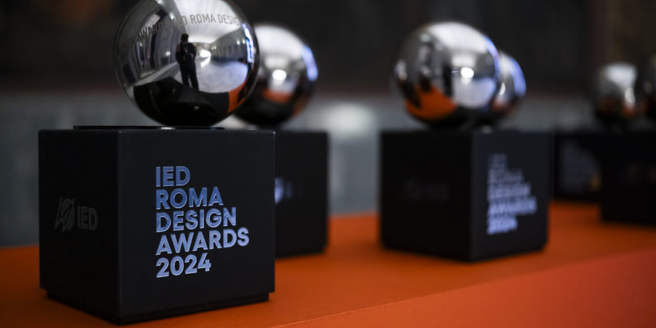 Teresa Colonna vince lo IED Award con “Orbiting clubbers”,