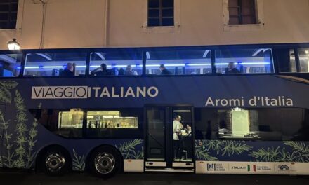 IL BUS RISTORANTE AROMI D’ITALIA FA TAPPA A BARI IL 21 OTTOBRE