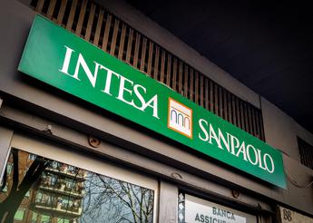 Intesa Sanpaolo, piano per 3.000 esodi volontari