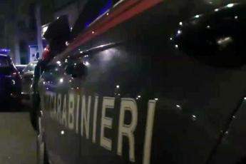 Napoli, 17enne accoltellato nella notte: ipotesi rapina