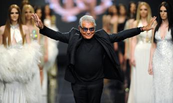 E’ morto Roberto Cavalli, lo stilista aveva 83 anni