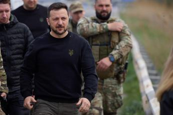 Ucraina, Zelensky: “Rimuovere barriere che ostacolano azioni contro Russia”