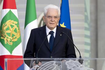 2 giugno, Mattarella: “Come nel ’46 vogliamo pace, libertà e sviluppo”