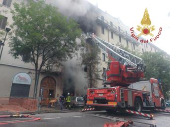 Milano, incendio in autofficina: 3 morti e 4 feriti