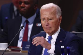 Biden “vicino a lasciare”, le indiscrezioni sull’addio alla corsa per la rielezione