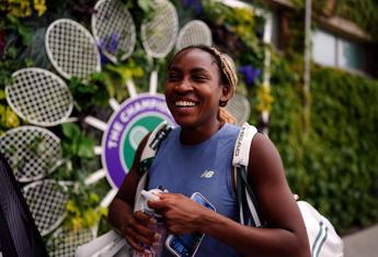 Parigi 2024, Coco Gauff portabandiera Usa con LeBron James – Video