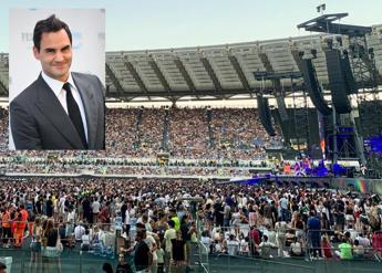 Roger Federer al concerto dei Coldplay, Chris Martin gli dedica dei versi