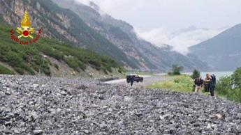 Sondrio, frana lungo via della Val a Livigno