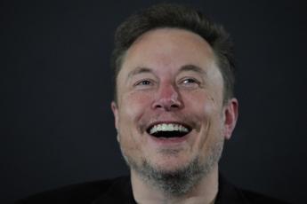 Trump contro le auto elettriche e Musk lo appoggia: cosa ha in mente il Ceo di Tesla?