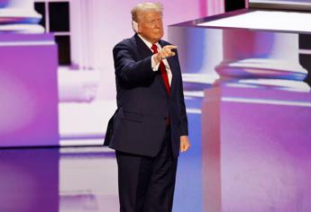 Trump, il discorso alla convention: “Salvato da Dio, sarò presidente di tutta America”