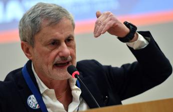 Destra, Alemanno: “Vannacci può essere aggregatore ma per ora resta in Lega”