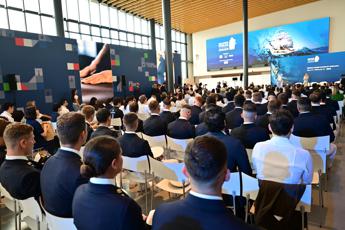 Giappone: tour globale di nave Amerigo Vespucci, al Villaggio Italia di Tokyo la conferenza “La dimensione subacquea: come accrescere la consapevolezza e il suo uso sostenibile”