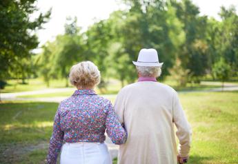 Il matrimonio? Fa invecchiare al meglio l’uomo ma non la donna: lo studio