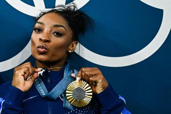 Parigi 2024, Biles ‘contro’ Trump: “Amo il mio lavoro nero”