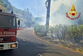 Roma, nuovo incendio a Monte Carnevale