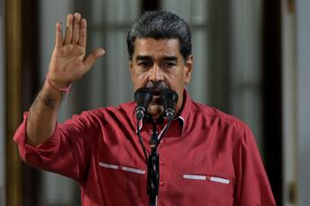 Venezuela, Maduro ordina la sospensione di X per 10 giorni