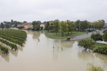 Alluvione Emilia-Romagna, oggi Cdm per stato emergenza. Meloni: “Pronti a stanziare 20 milioni”