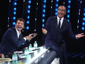 Ascolti tv, Tale e Quale Show vince prima serata. De Martino batte ancora Amadeus