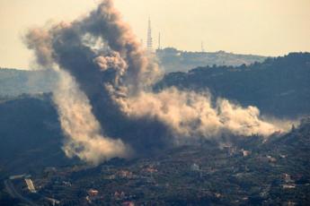 Escalation in Libano, Hezbollah: “Risponderemo ad attacchi”. Nuovi raid di Israele