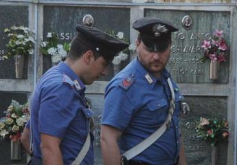 Chieti, pensionata trovata morta al cimitero: aveva una busta di plastica in testa