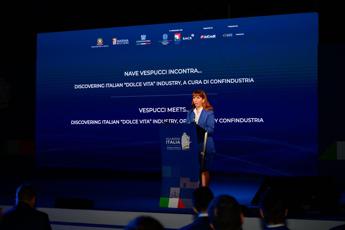 Made in Italy, Confindustria presenta esportare dolce vita a villaggio Italia durante tour Vespucci