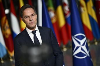 Nato, cambio della guardia: Mark Rutte nuovo segretario generale