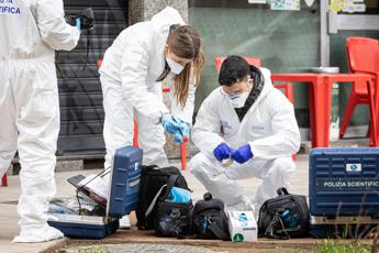 Rapinatore ucciso a Milano, scarcerati i gestori del bar: andranno ai domiciliari