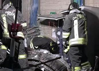 Ercolano, esplosione in una fabbrica di fuochi d’artificio: due morti