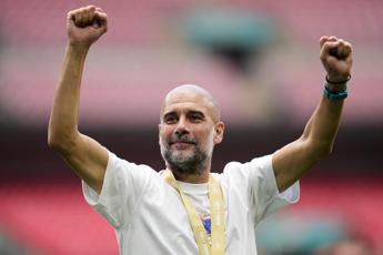 Manchester City, ufficiale il rinnovo di Guardiola: “Resto per vincere ancora”