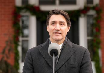 Canada, premier Trudeau annuncia dimissioni: “Io non sono scelta migliore per elezioni”