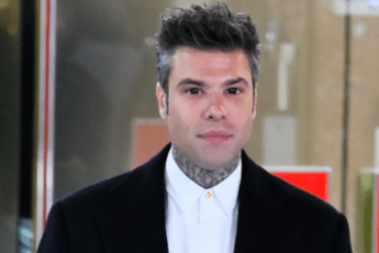 Sanremo 2025, Fedez chi è: flirt, polemiche, l’impegno durante il Covid e crollo ‘Ferragnez’